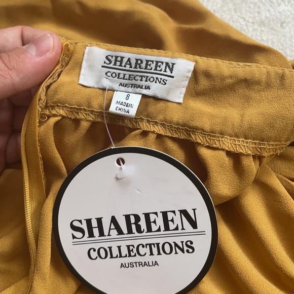 NWT Golden Romper with Wrap front detailing - Picture 11 of 12